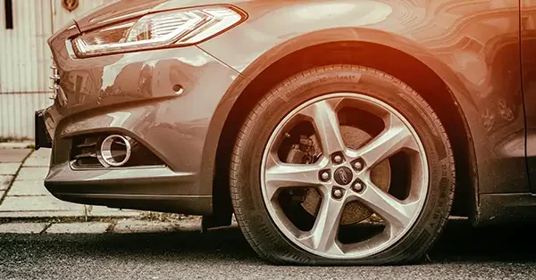 Should you really take the chance to drive on a flat tire?