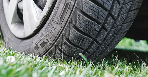 Is keeping your winter tires on your car a good idea for this summer?