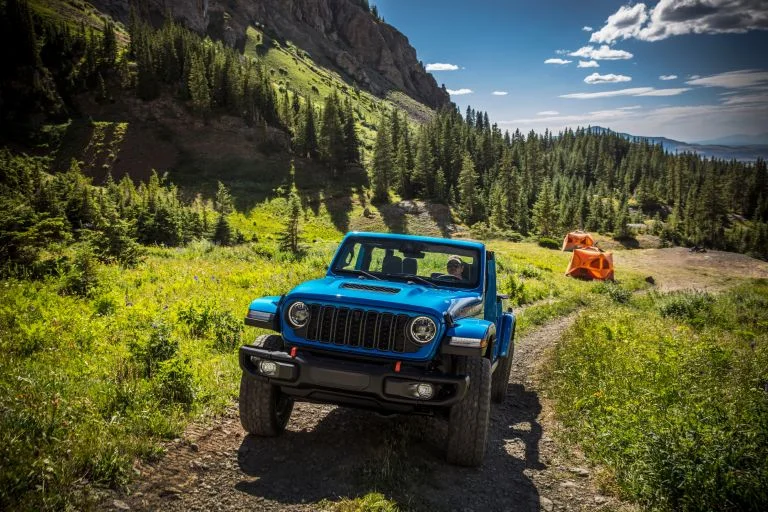 WHAT ARE THE BEST SUMMER TIRES FOR OFF-ROADING?