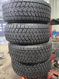Bridgestone - Blizzak DM-V2 - 255-60R18 112S 